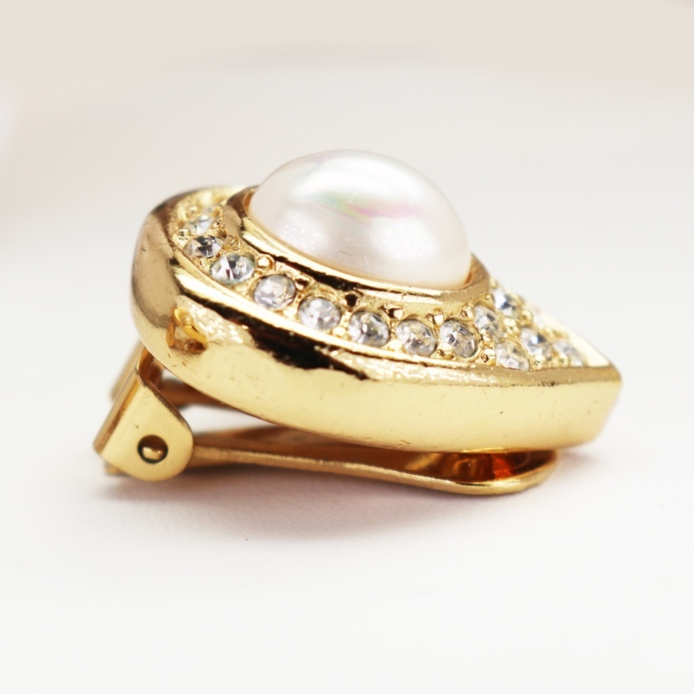 ⚜️ Vintage Christian Dior Crystal & Pearl Earrings - Picture 7 of 16